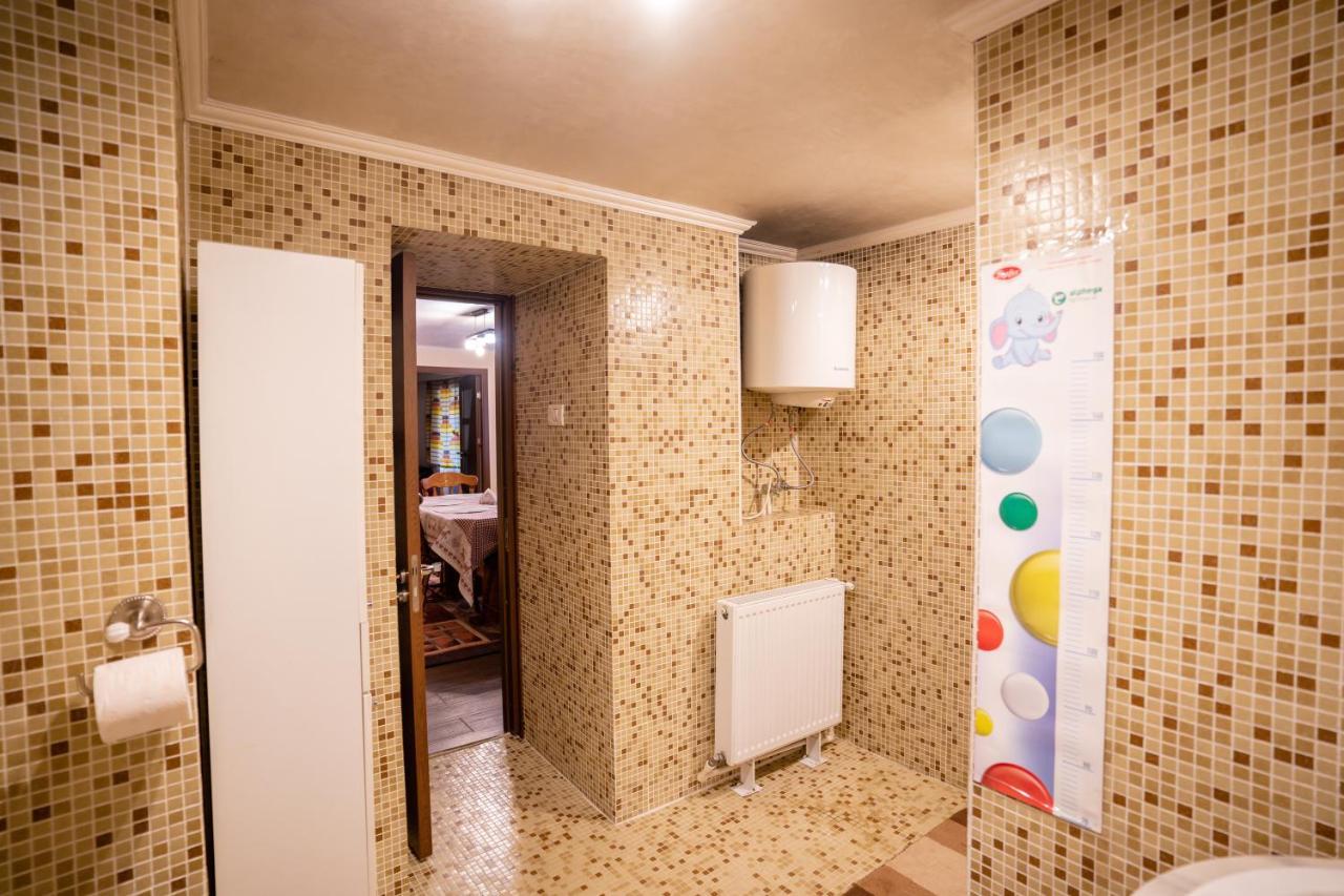 Mario'S Cozy Apartment Rîşnov Luaran gambar