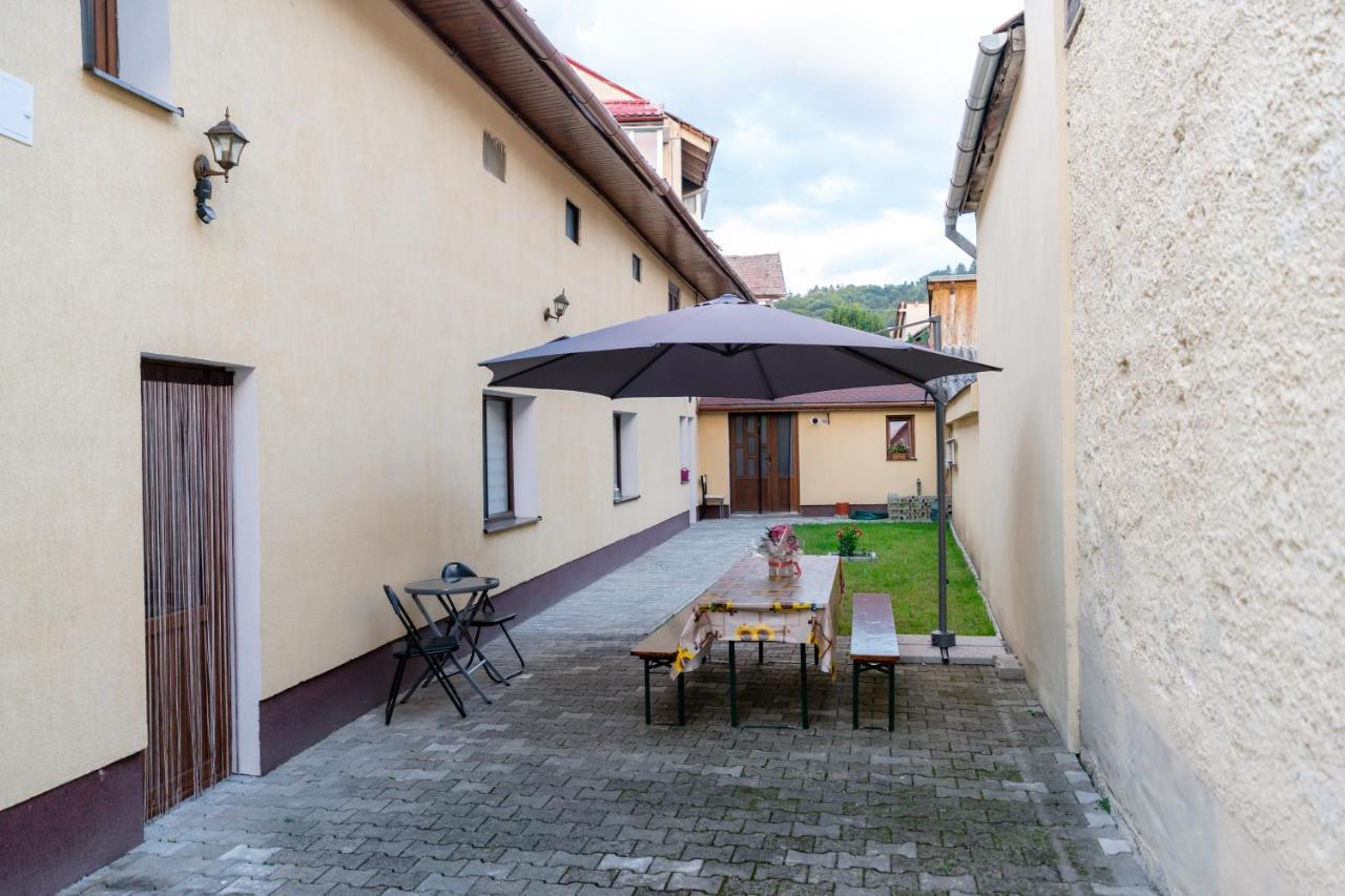 Mario'S Cozy Apartment Rîşnov Luaran gambar