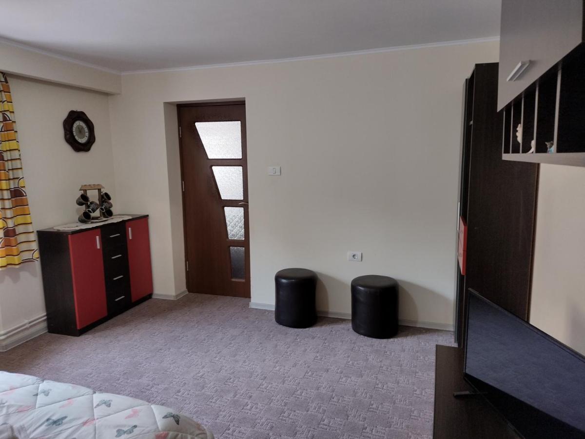 Mario'S Cozy Apartment Rîşnov Luaran gambar